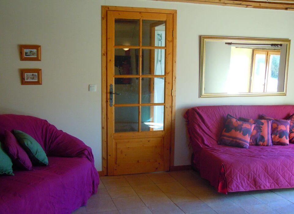 GÎTE DE MONARQU, gite des papillon, family gites in france, french vacations