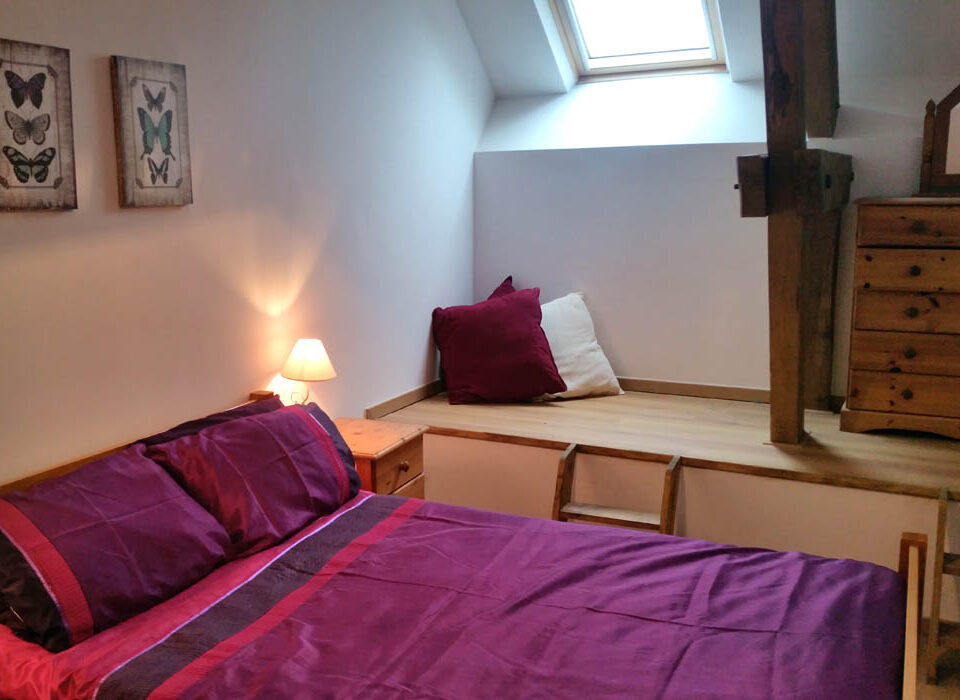GÎTE DE VULCAIN, Gite des papillon, french villa, holidays in france, france, villas